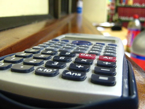 Image of a calculator.